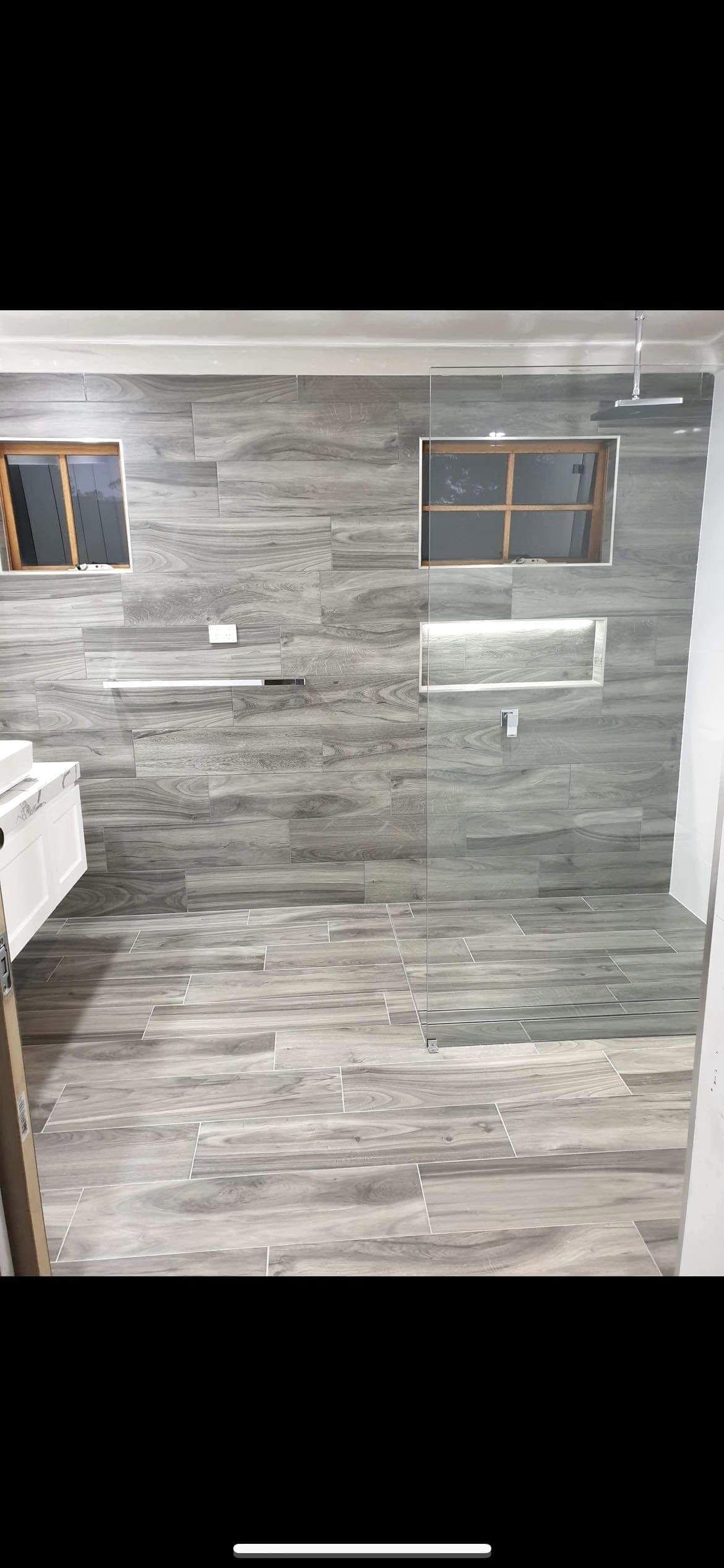 Double vanity bathroom renovation